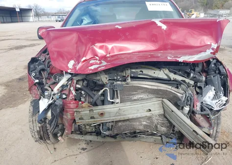 2014 Nissan Versa 1.6 Sv из США, поврежденный, VIN 3N1CN7AP1EL826632